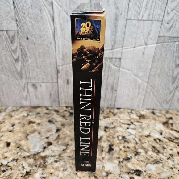 The Thin Red Line VHS 2000 Sean Penn George Clooney Woody Harrelson Nick Nolte - Picture 2 of 9